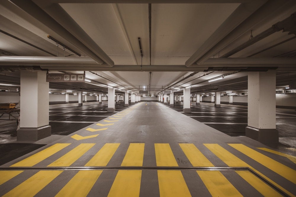 Stadium parking garage - Sven Mieke Unsplash