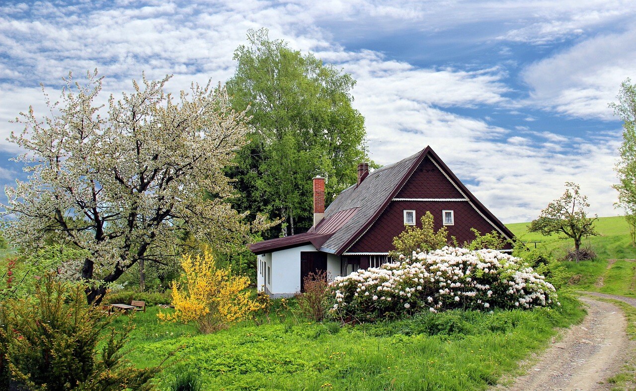 Cottage in remote location